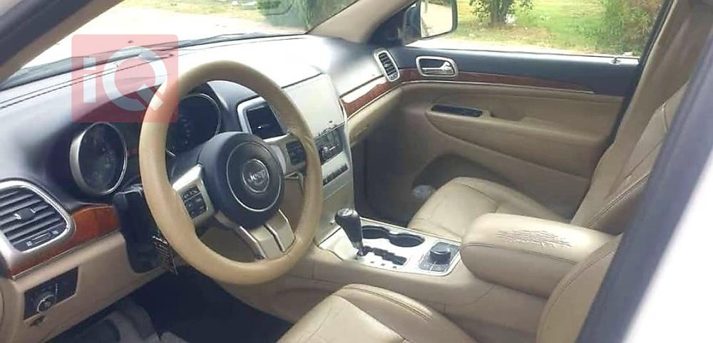 جيب جراند شيروكي